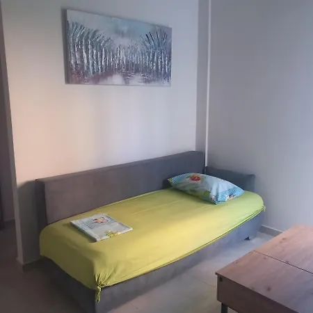 Yard House 284 Apartman